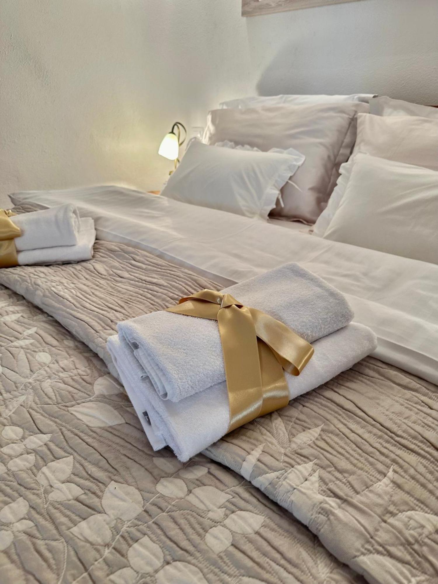 Diocletian Wine Studio Apartment II สปลิท ภายนอก รูปภาพ